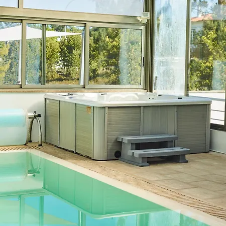 Fonte Seca Bed & Breakfast 4*